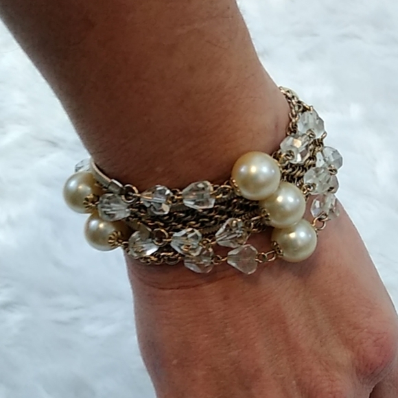 3/$15 Vintage Bracelet - Picture 2 of 6